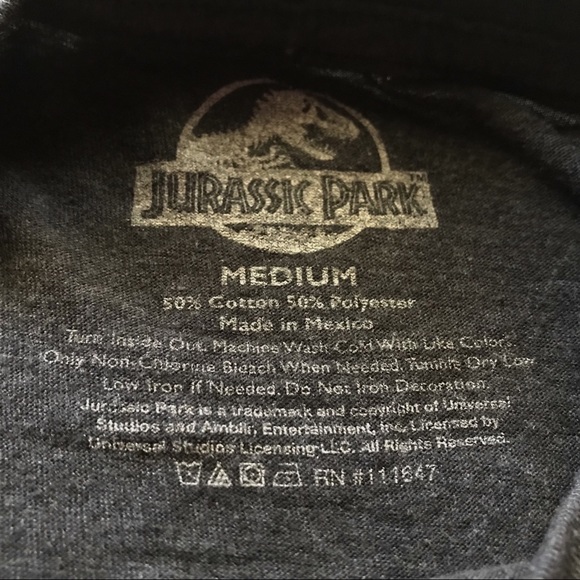 Jurassic Park Men’s T-Shirt Classic Logo Medium - Picture 4 of 5